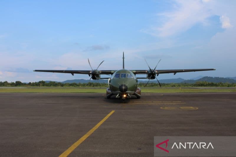 Pesawat CN-295 Bantu Cari Helikopter Polri yang Jatuh di Babel