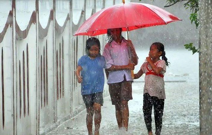 BMKG: Sejumlah Wilayah di Indonesia Diprakirakan bakal Diguyur Hujan Ringan