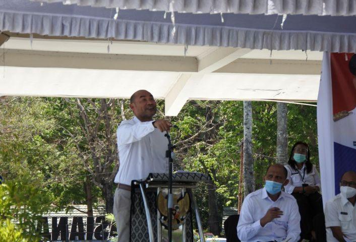 Viktor Laiskodat Tak Maju Lagi di Pilgub NTT, Terkait Sekolah Jam 5 Pagi?